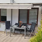 Wisniowy Ogrod Z Garazem Appartement *
