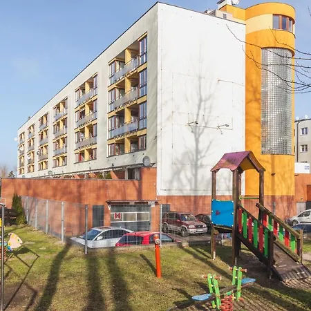 Wisniowy Ogrod Z Garazem Апартаменты Колобжег